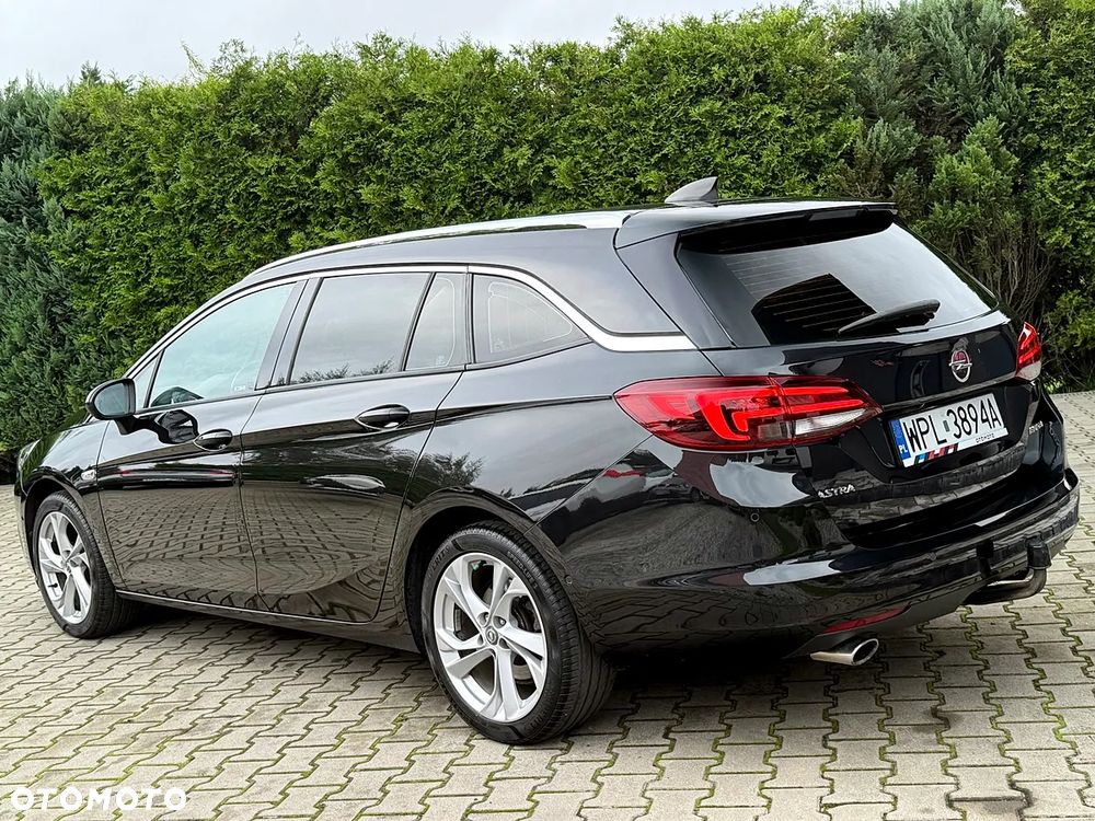 Opel Astra 1.6 BiTurbo D (CDTI) Start/Stop Innovation - 11