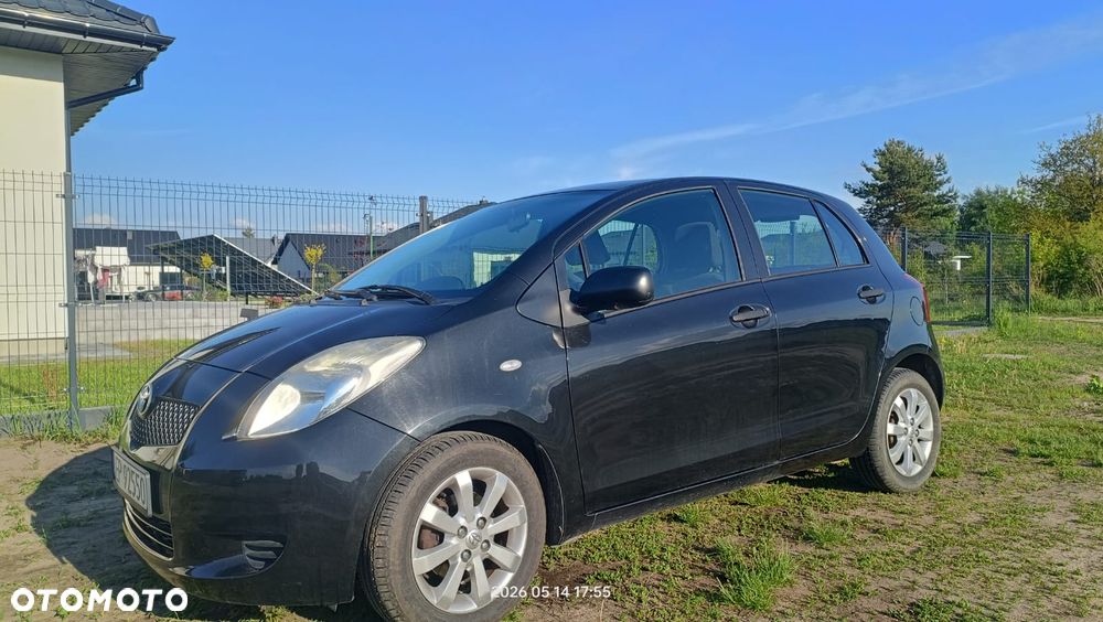 Toyota Yaris 1.3 Sol - 2