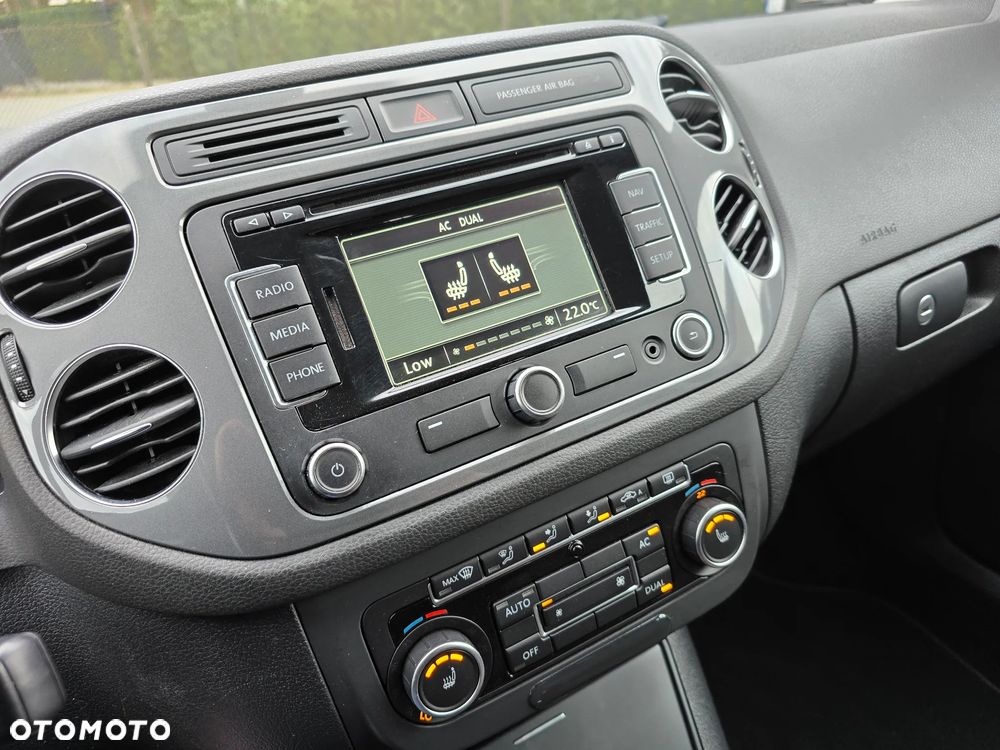 Volkswagen Tiguan 2.0 TDI DPF BlueMotion Technology Lounge Sport & Style - 15