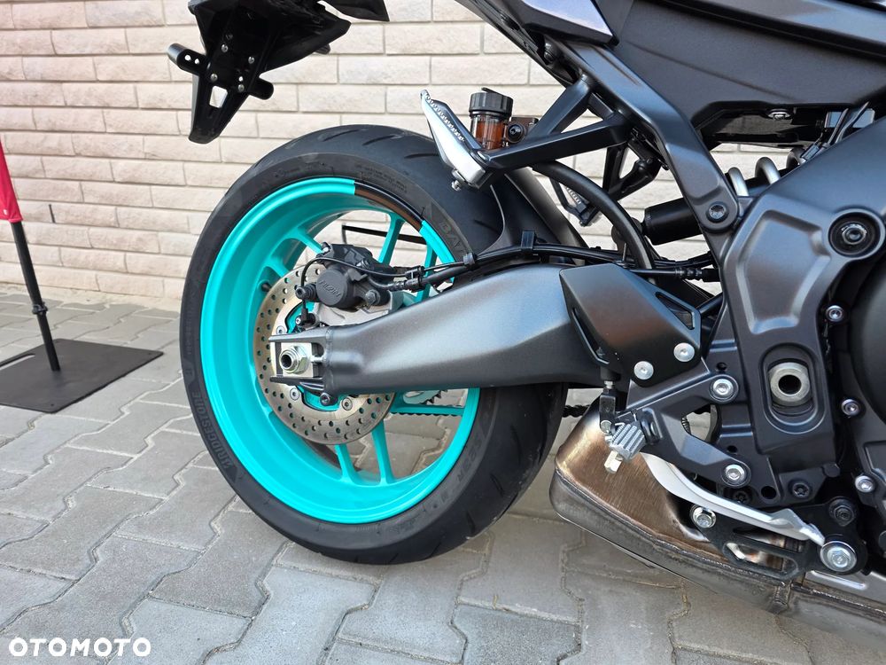 Yamaha MT - 9