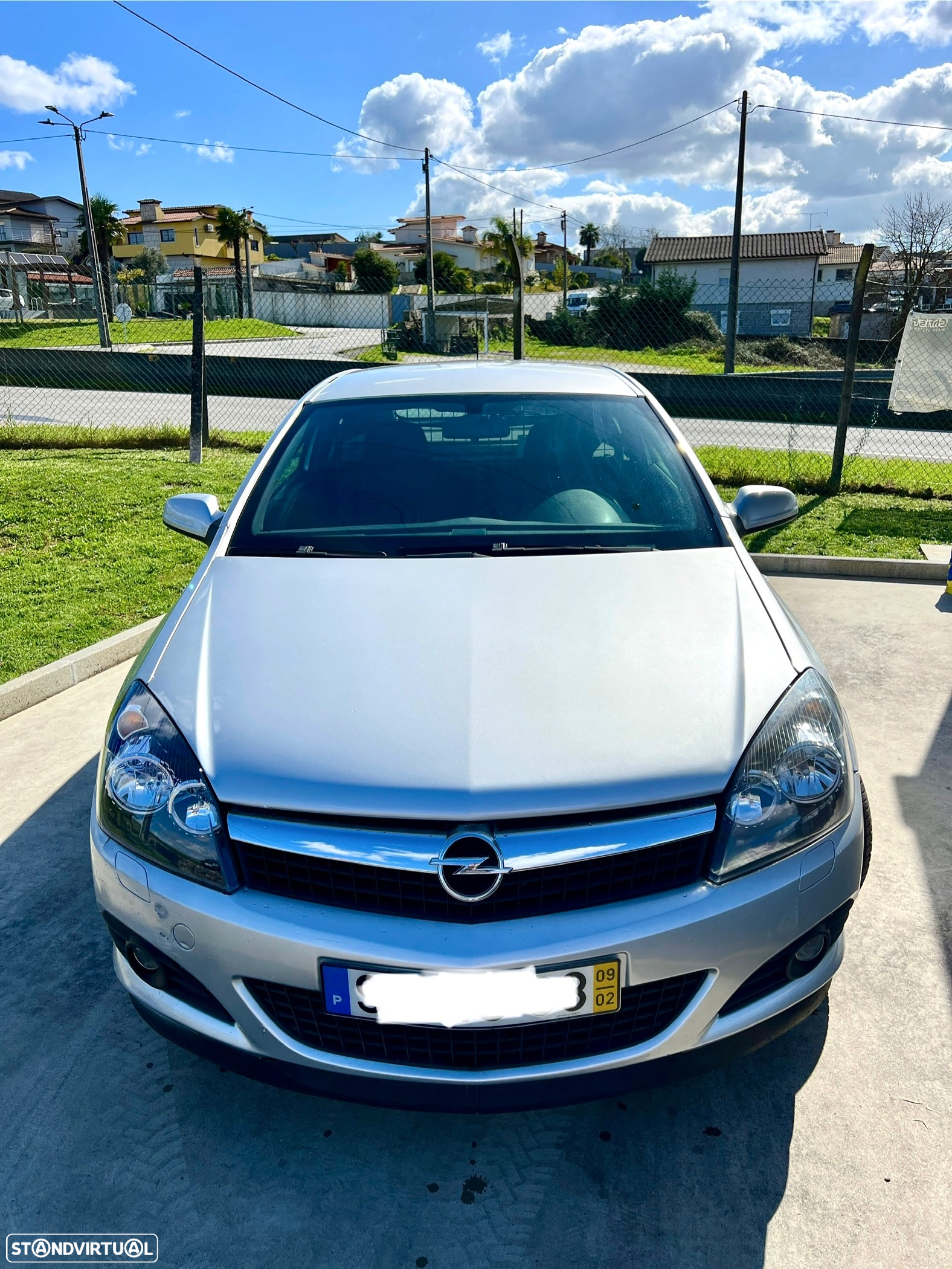 Opel Astra GTC 1.3 CDTi - 2