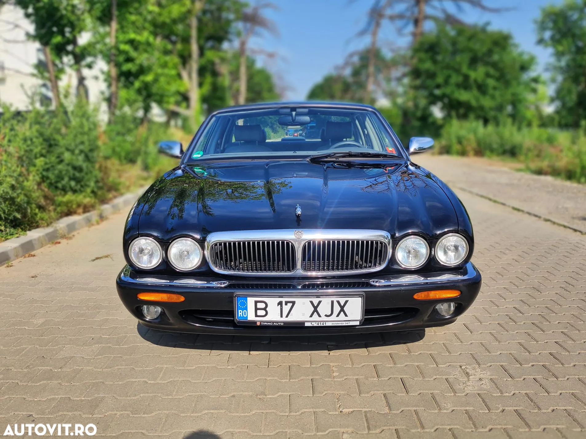 Jaguar XJ - 3