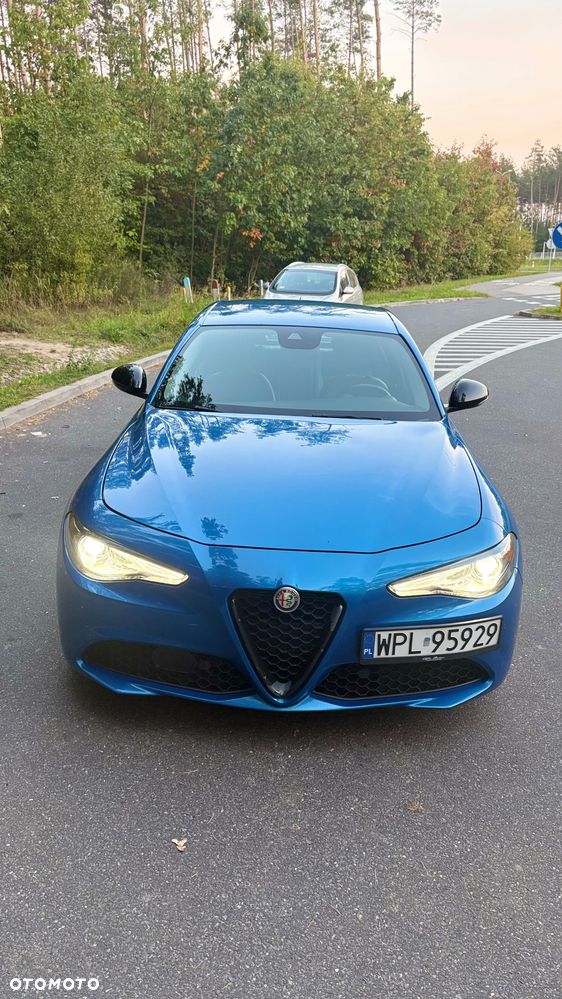 Alfa Romeo Giulia - 11