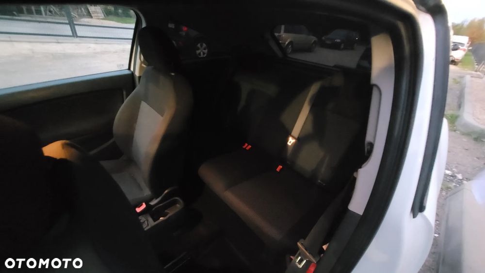 Opel Corsa - 8
