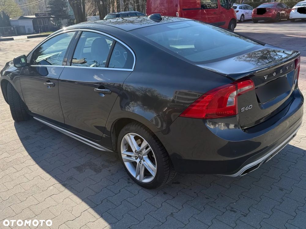 Volvo S60 2.5 T5 - 5