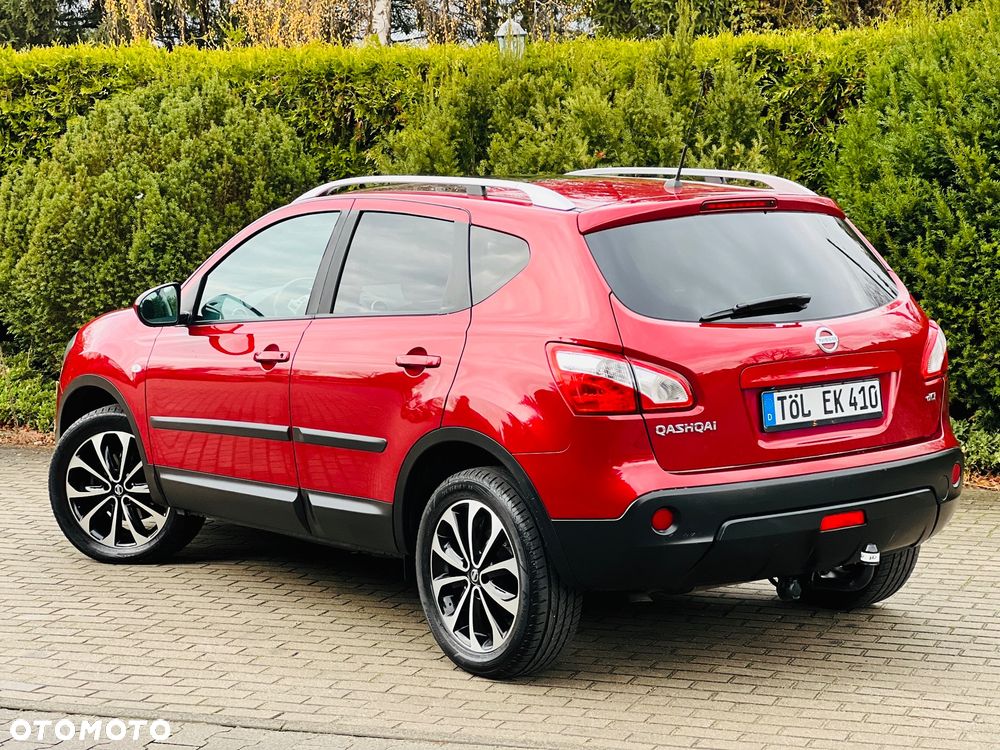 Nissan Qashqai 2.0 dCi DPF tekna - 34