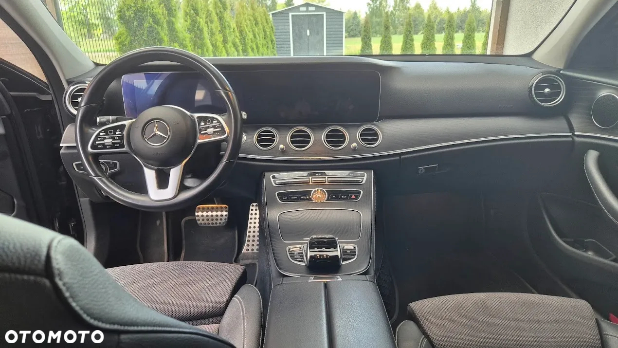 Mercedes-Benz Klasa E 200 d Business Edition - 24