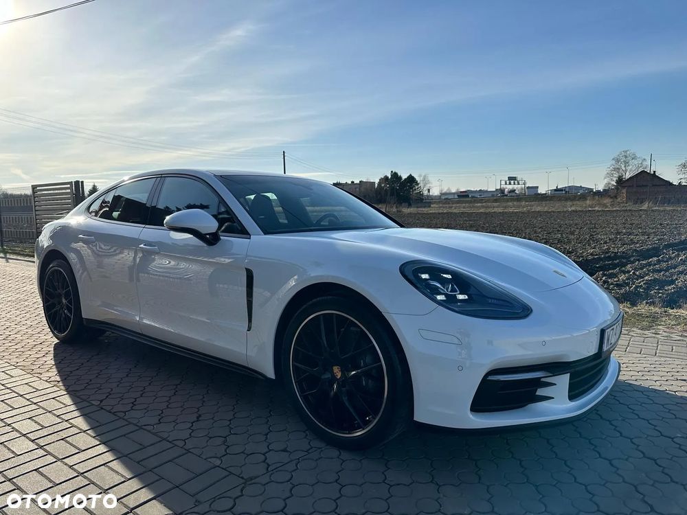 Porsche Panamera Standard - 6