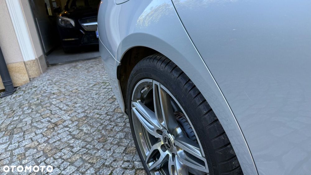 Mercedes-Benz Klasa E - 15