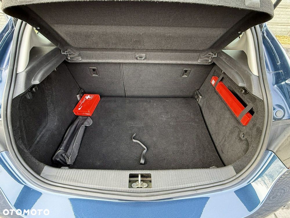 Opel Astra 1.6 Active - 11