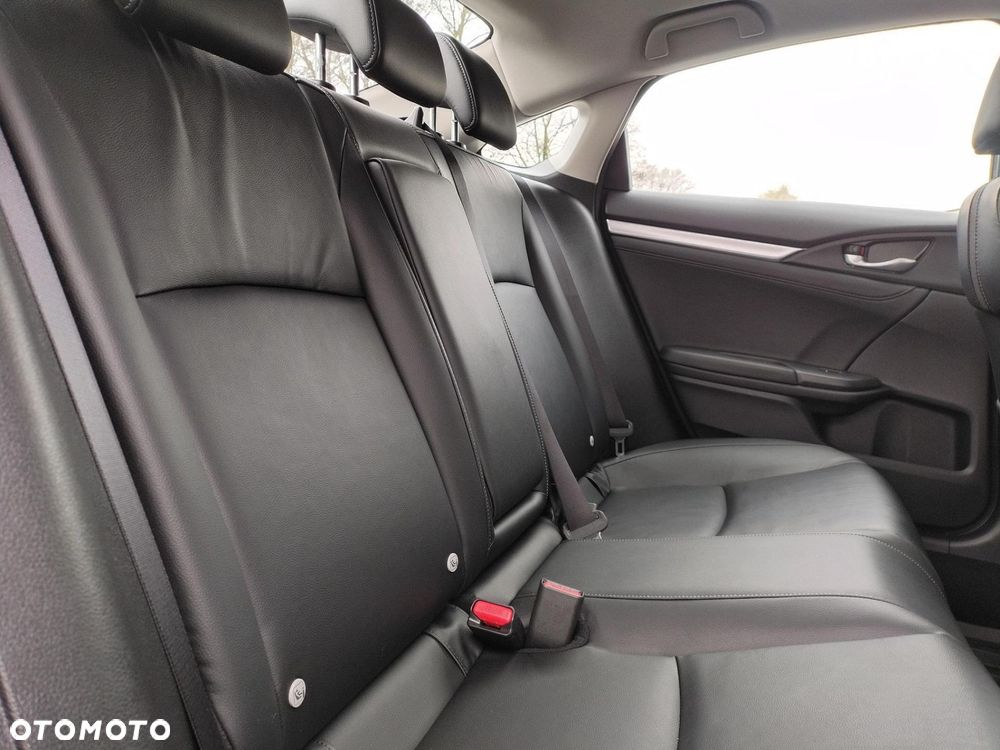 Honda Civic 1.5 T Executive - 28