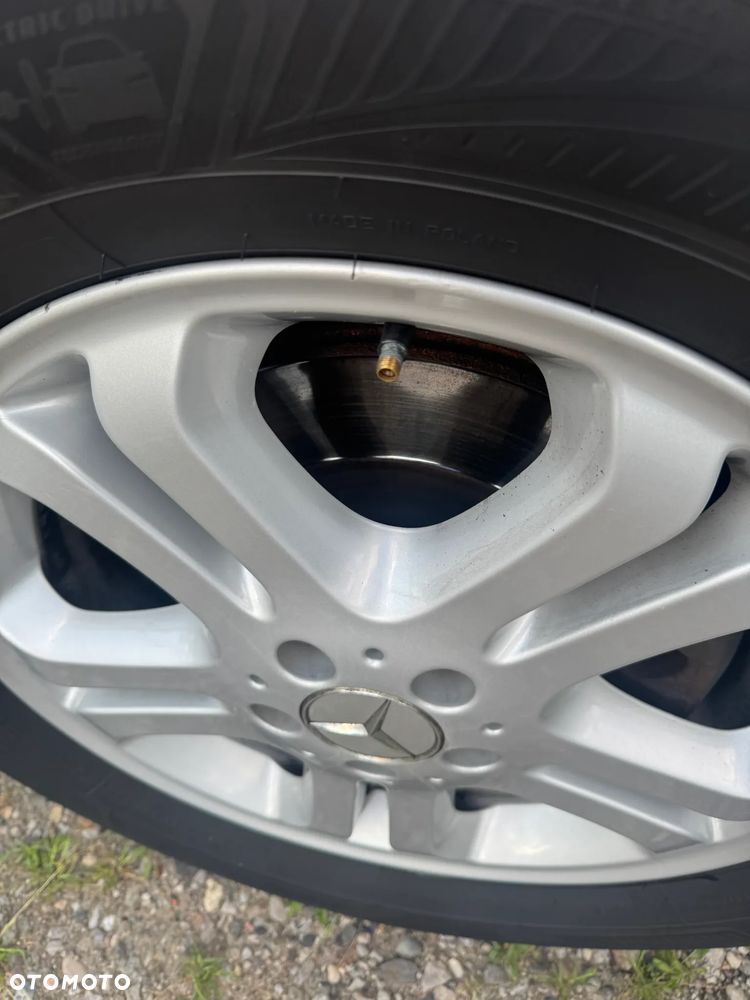 Mercedes-Benz ML 350 4-Matic - 17