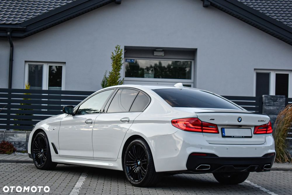 BMW Seria 5 530d xDrive Sport Line - 32
