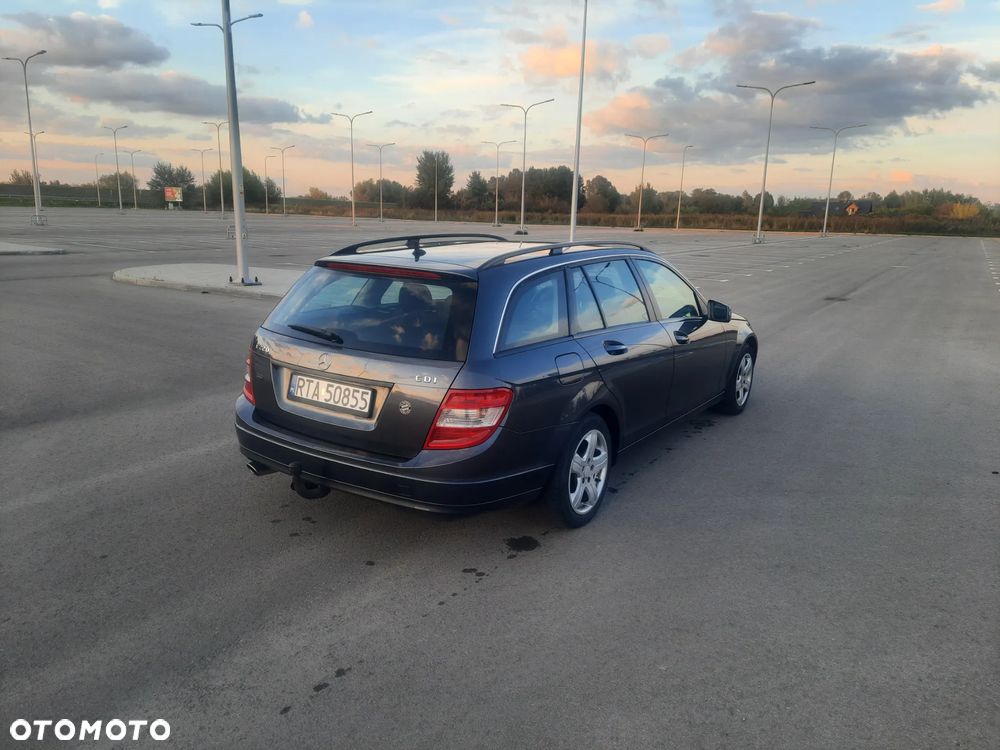 Mercedes-Benz Klasa C 220 CDI Avantgarde - 4