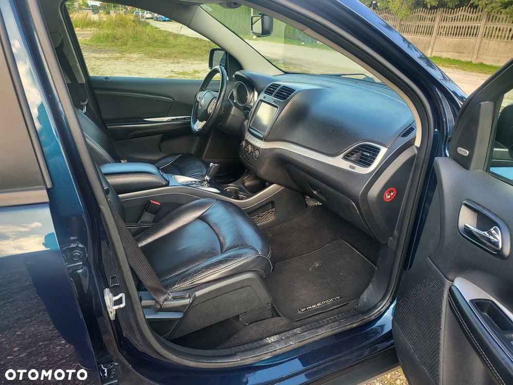Fiat Freemont 2.0 Multijet 16V DPF Automatik Allrad Black Code - 22