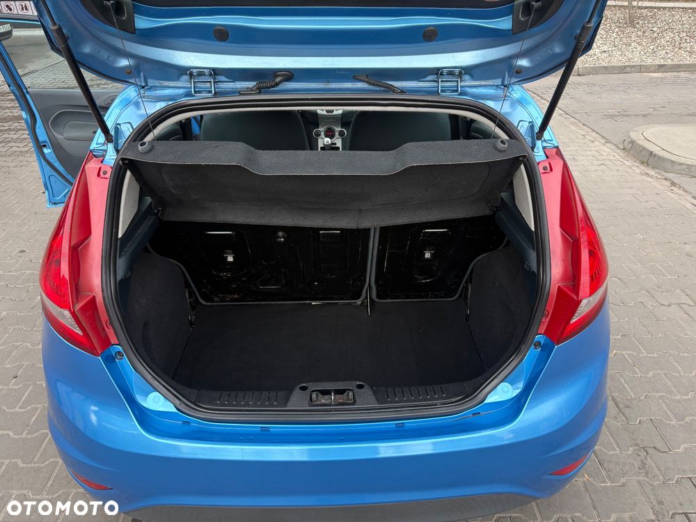 Ford Fiesta 1.6 TDCi Individual - 9