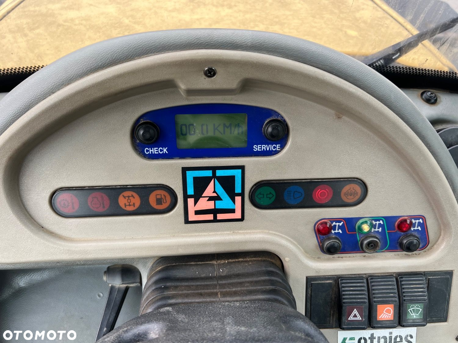 Komatsu Wb975 4X4 - 16