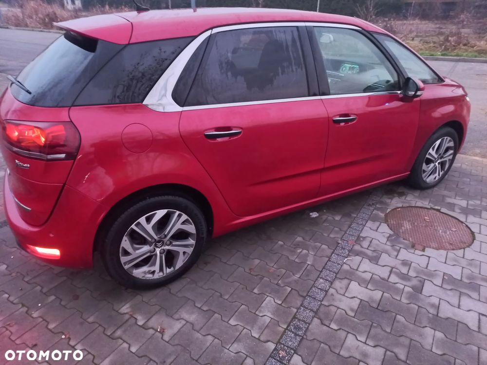 Citroën C4 Picasso e-HDi 115 Exclusive - 4