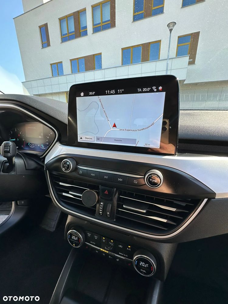 Ford Focus 1.5 EcoBlue STart-Stopp-System TITANIUM - 23