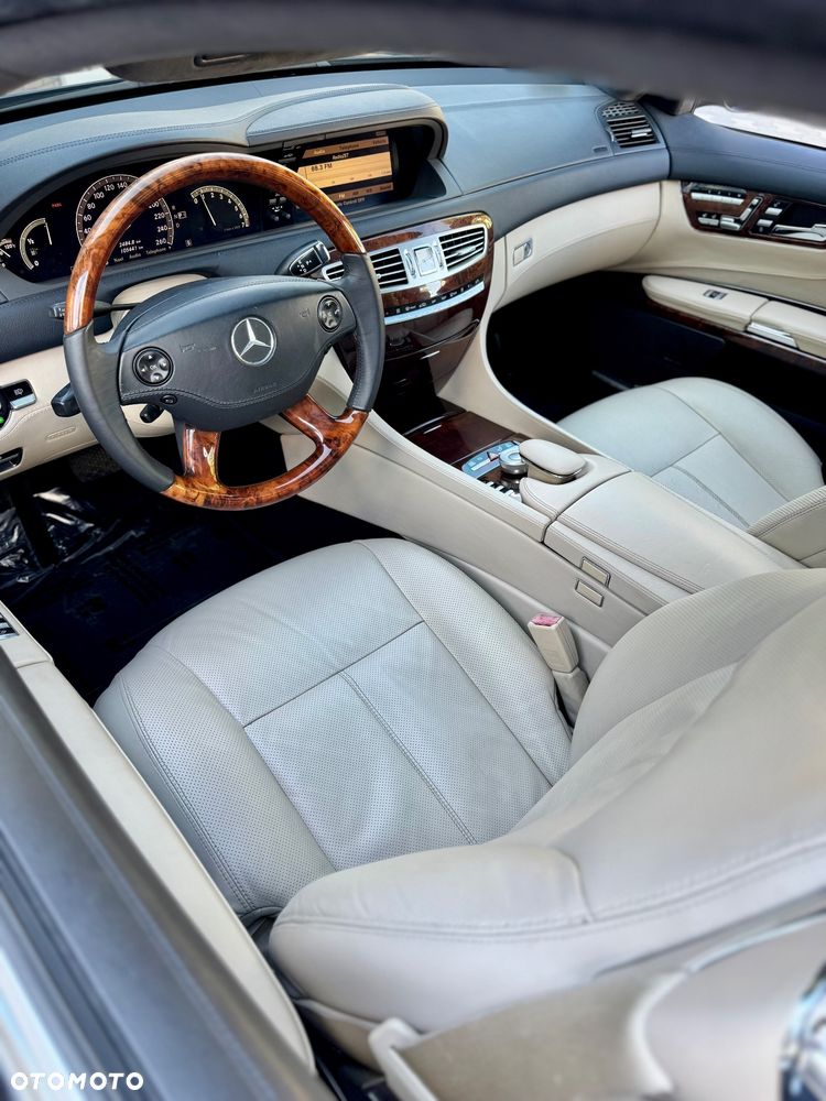 Mercedes-Benz CL 500 - 17