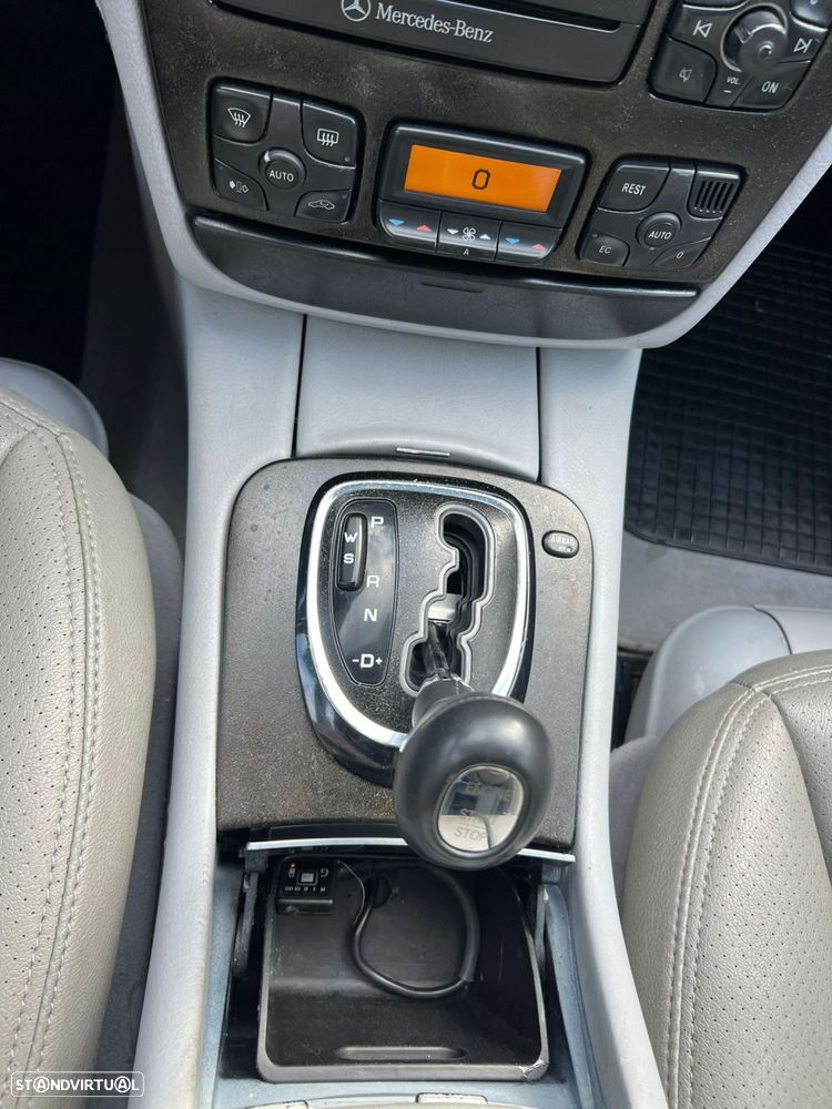 Mercedes-Benz S 320 Longo - 28