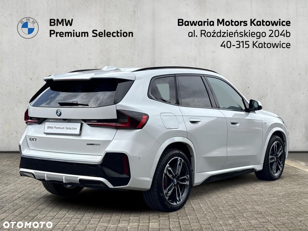 BMW iX1 - 2