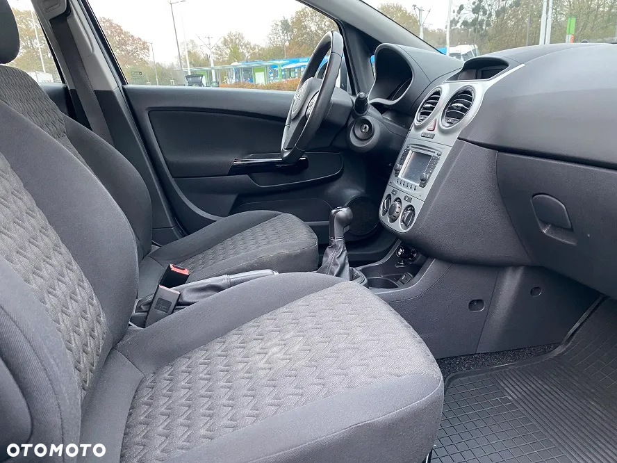 Opel Corsa 1.3 CDTI Cosmo - 19