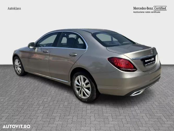 Mercedes-Benz C - 7