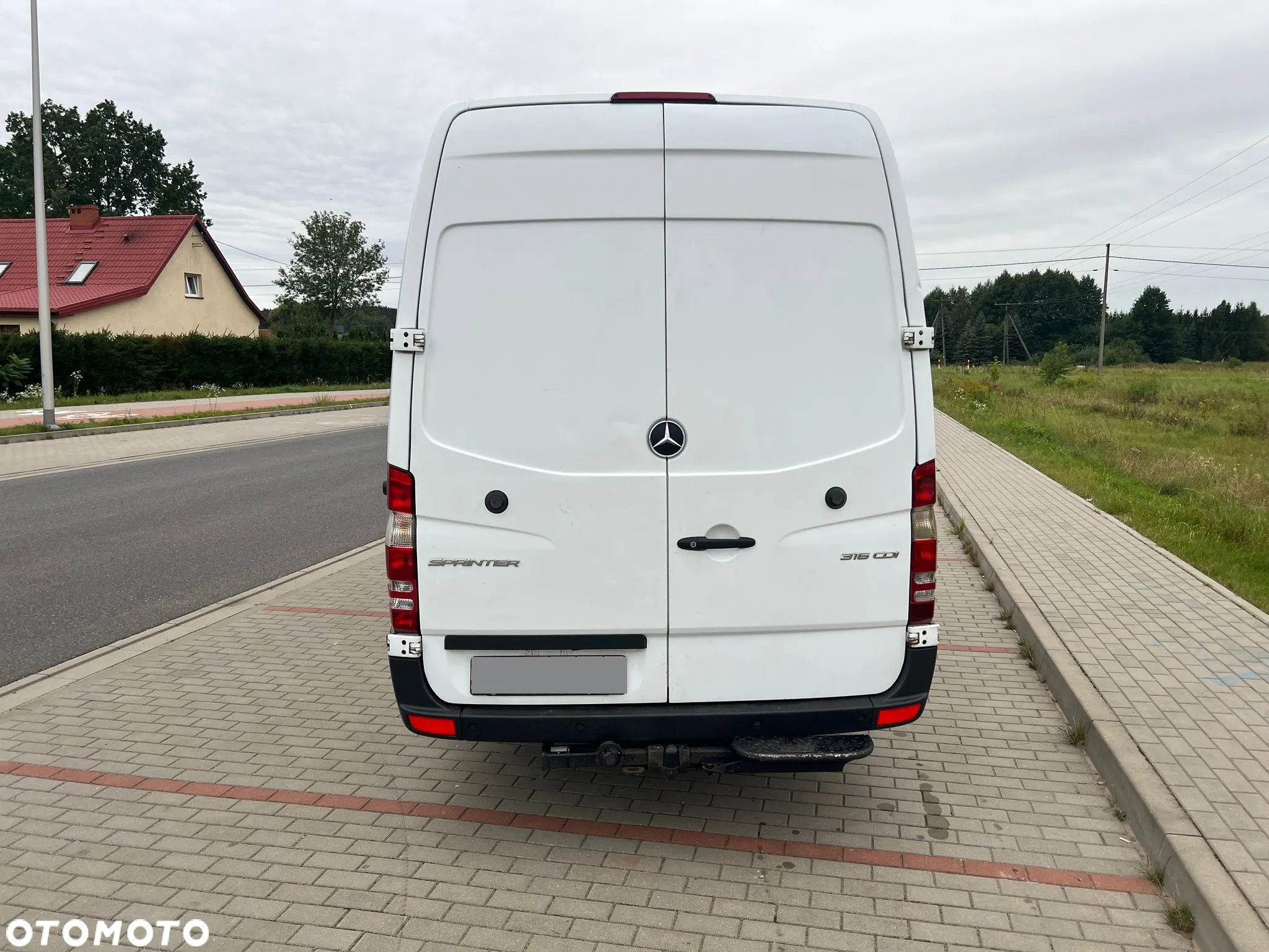 Mercedes-Benz Sprinter - 4