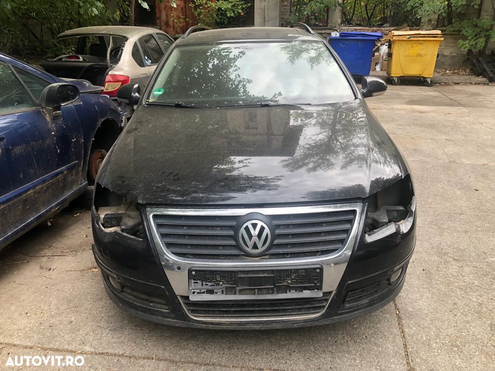 Dezmembrez VW Volkswagen Passat B6 break negru trapa - 2