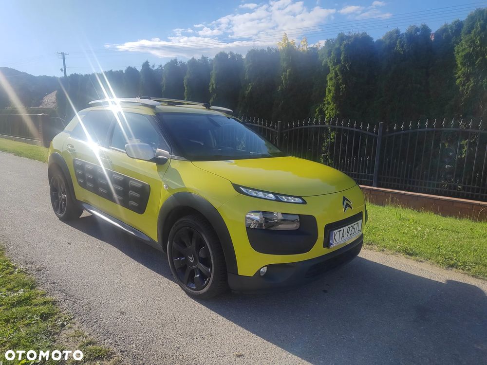 Citroën C4 Cactus 1.2 PureTech Shine Edition S&S - 1