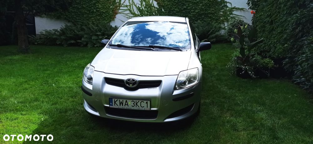 Toyota Auris - 25