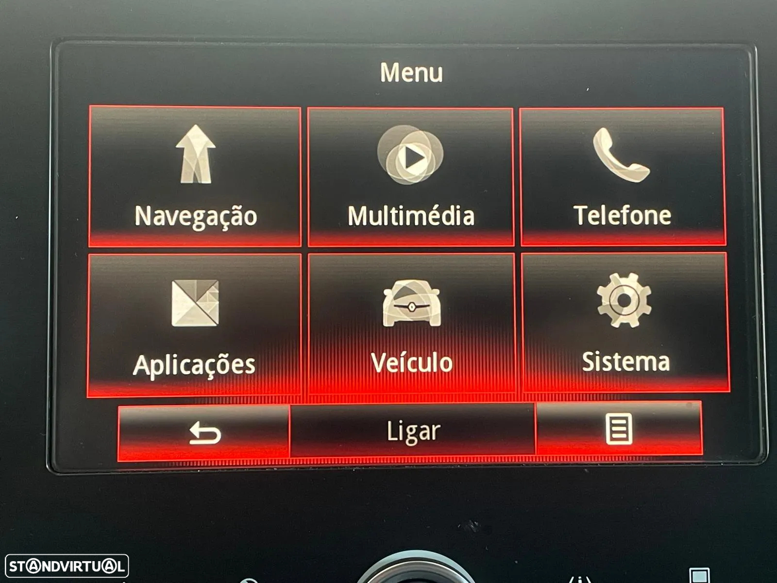 Renault Mégane ENERGY TCe 130 EDC LIMITED - 13