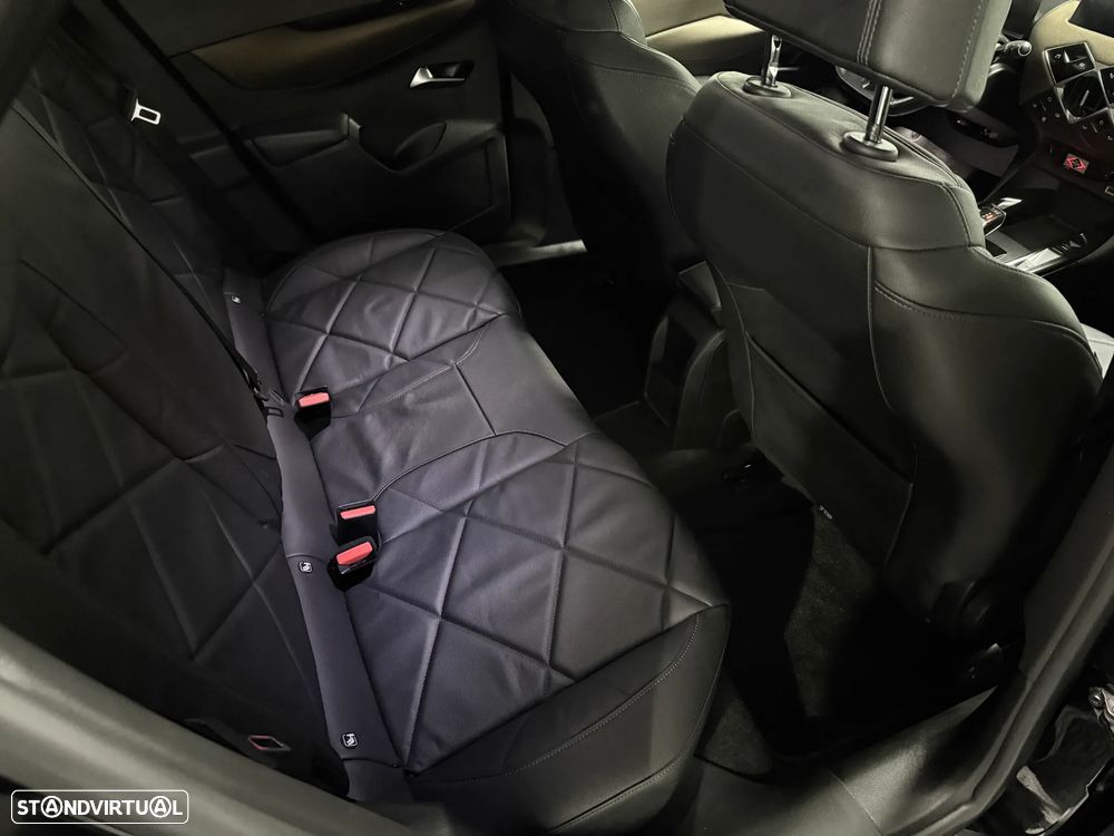 DS DS3 PureTech 130 Aut. PERFORMANCE LINE - 22