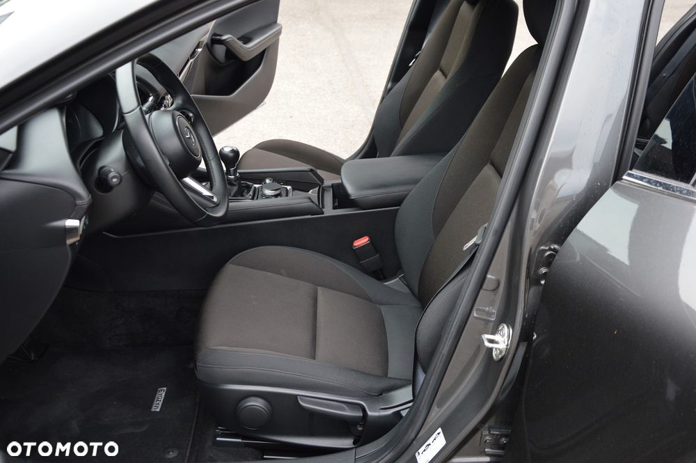 Mazda 3 2.0 mHEV Exclusive-Line - 19