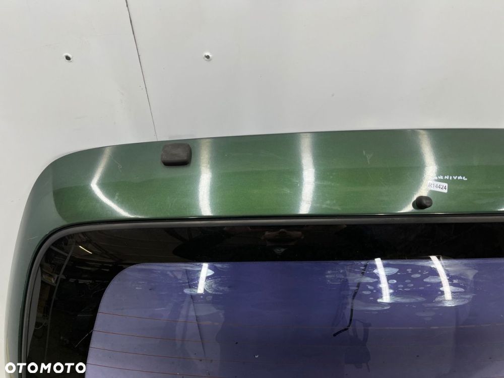 Klapa bagażnika Kia Carnival I 1 98-01r. przedlift - 3