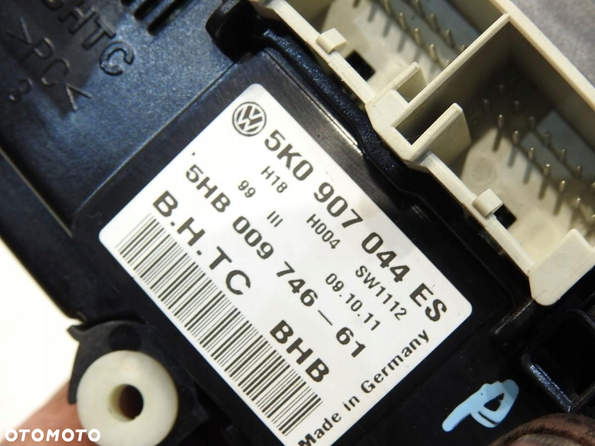 PANEL STEROWANIA KLIMATYZACJĄ VW PASSAT B7 5K0907044ES 5HB009746-61 - 5