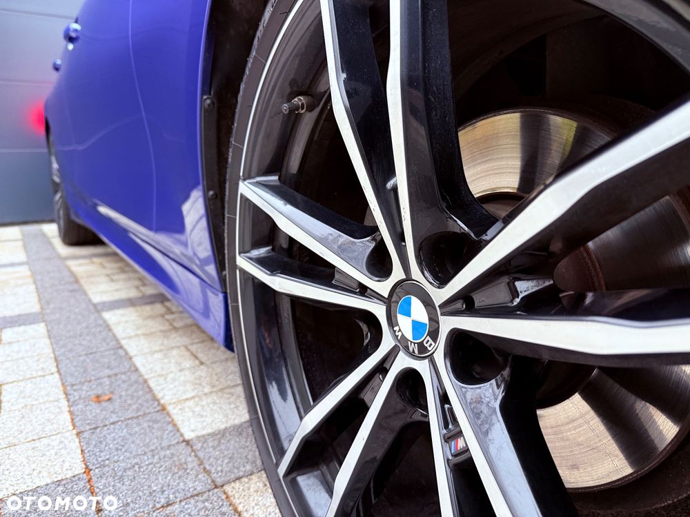 BMW Seria 3 320d xDrive M Sport Sport - 17