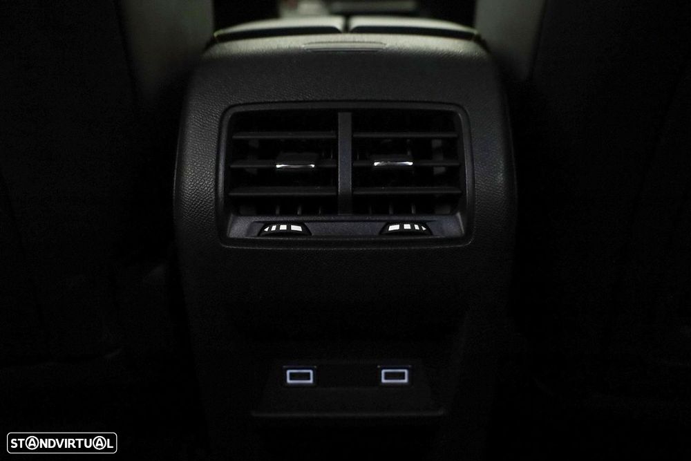 Peugeot 308 1.2 PureTech GT EAT8 - 21