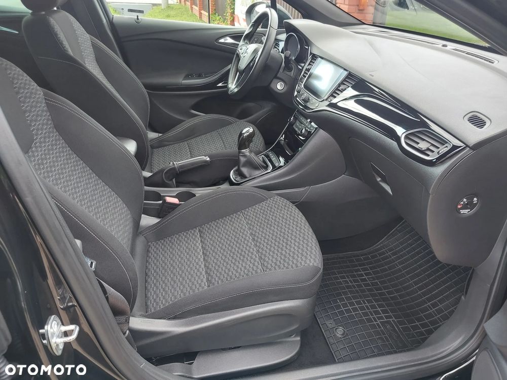 Opel Astra - 25