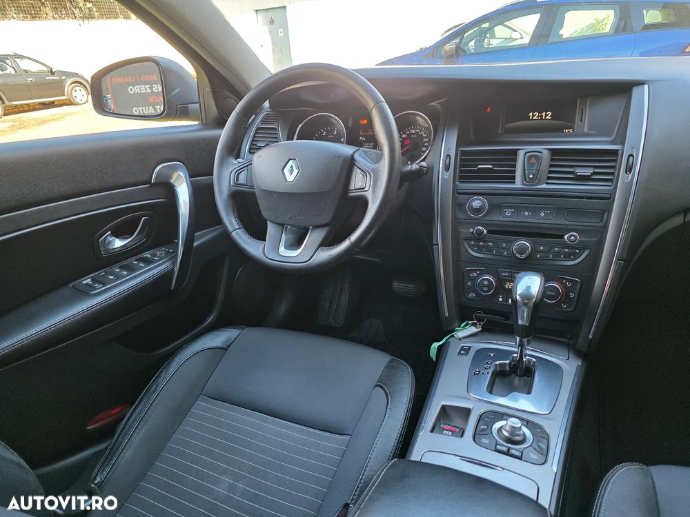 Renault Latitude 2.0 dCi Luxury CVA - 14