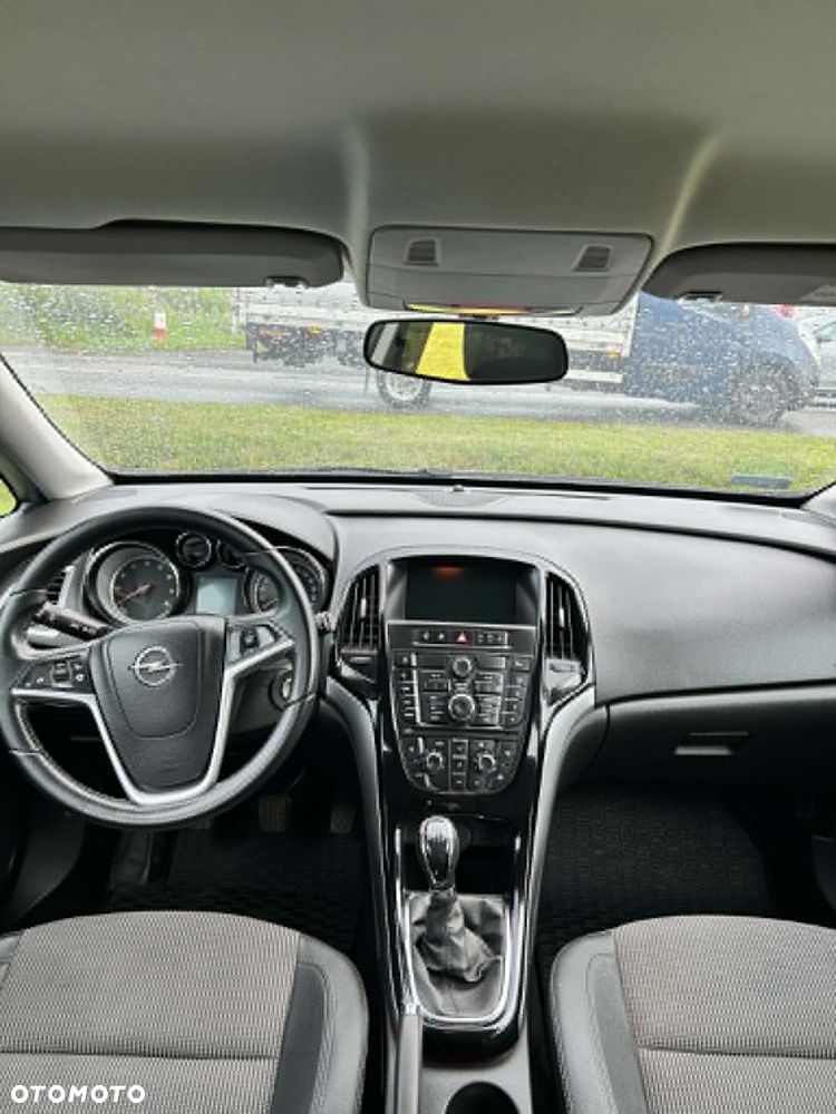 Opel Astra 1.4 Turbo Design Edition - 12