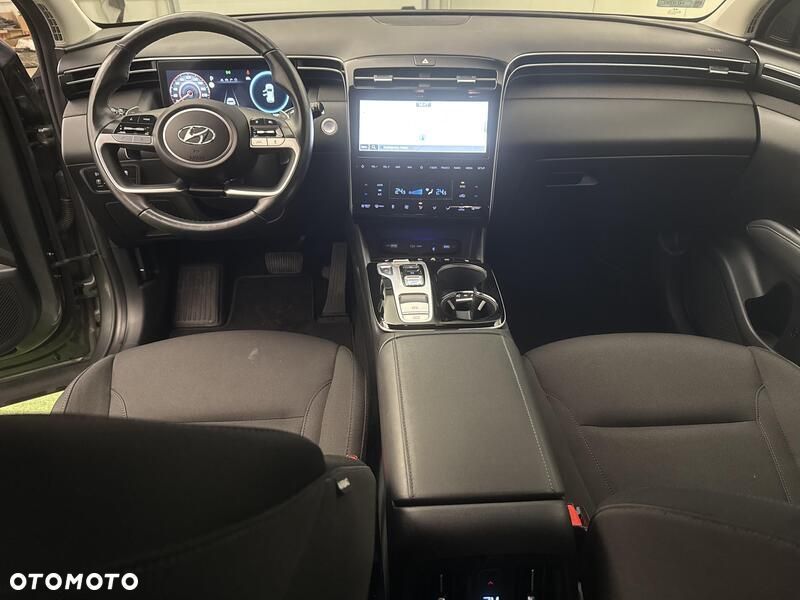 Hyundai Tucson 1.6 T-GDi HEV Executive 4WD - 22