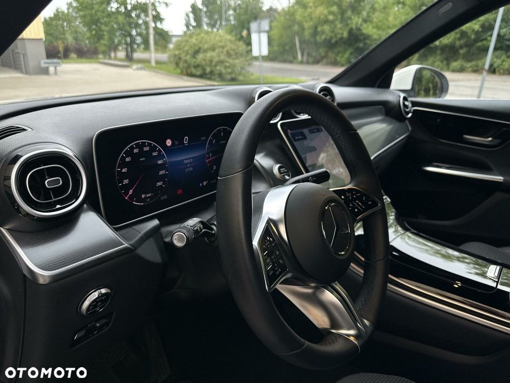 Mercedes-Benz GLC - 14
