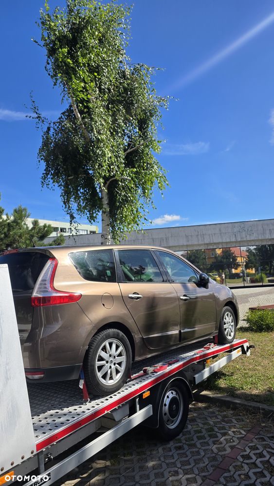 Renault Scenic 1.9 dCi Privilege Euro5 - 7