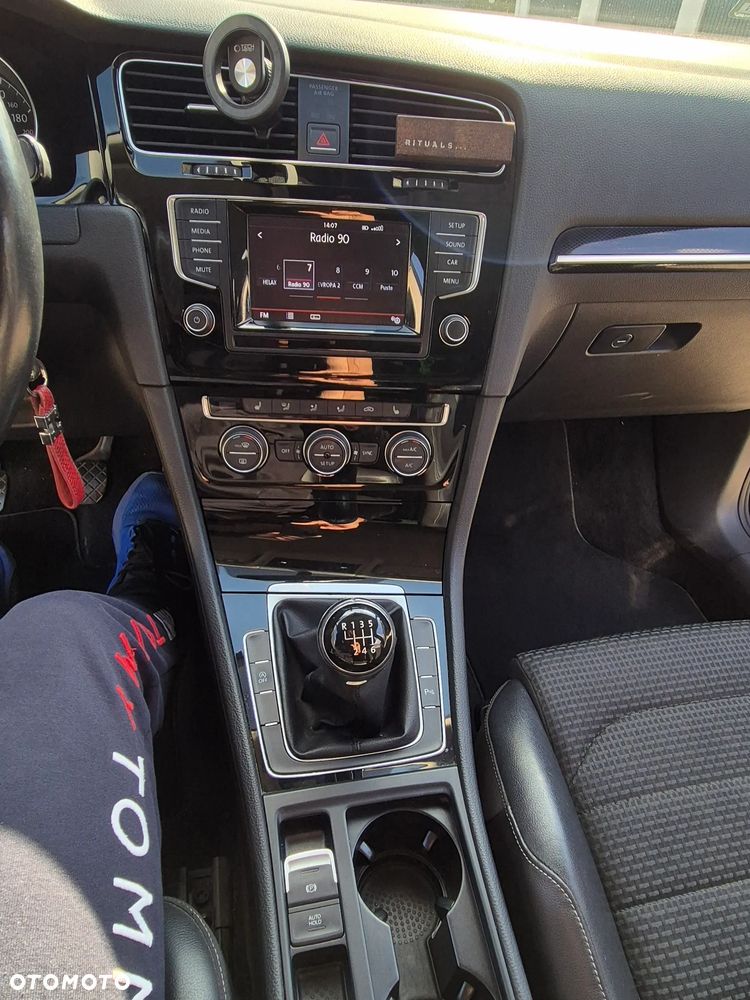 Volkswagen Golf VII 1.4 TSI BMT Highline - 15