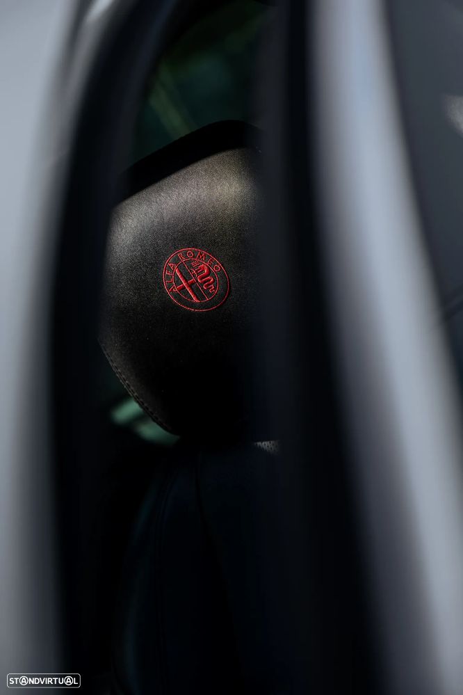 Alfa Romeo Giulietta 2.0 JTDM Distinctive - 24