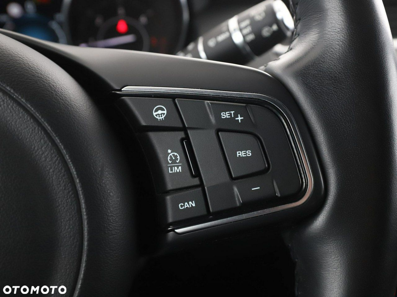 Jaguar E-Pace D150 AWD S - 31