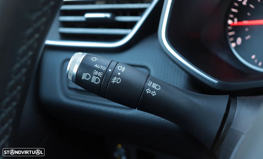 Renault Clio 1.0 TCe Limited Bi-Fuel - 22