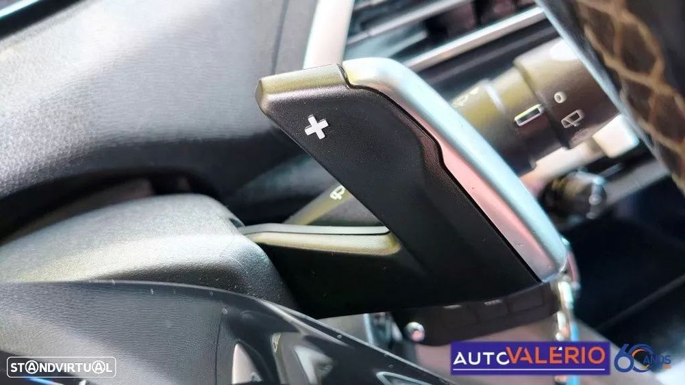 Peugeot 3008 1.5 BlueHDi Allure EAT8 - 18